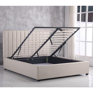 Lits Queen en tissu beige de luxe sur mesure, avec cadre en bois et revêtement en tissu pour la chambre à coucher - Product Image 3