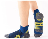 Chaussettes de sport basses à compression à rayures contrastées, résistantes à l'usure, avec talon et bout rembourrés, en maille respirante anti-transpiration