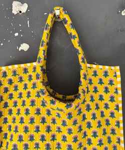 Sac de transport matelassé en coton léger, imprimé à la main, sac à bandoulière pour le quotidien et les voyages - Product Image 4