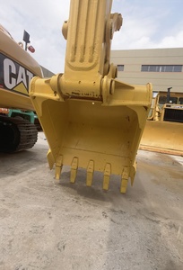 Excavadora Hidráulica de Orugas Komatsu PC220-8 de 22 Toneladas con Motor Diésel y Pocas Horas de Trabajo, Usada, en Venta - Product Image 5