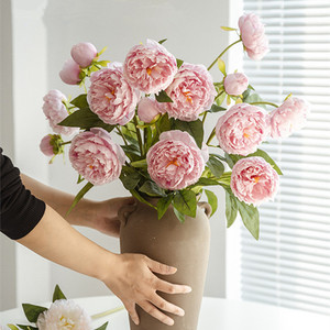 Arrangement de fleurs artificielles en soie, pivoines Haiyi, pour la décoration intérieure et les accessoires de mariage - Product Image 1