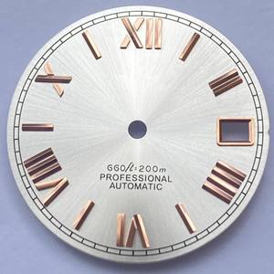 El accesorio de reloj de la serie Wooden con esfera azul luminosa de 28,5 mm está hecho de nuevo material de acero inoxidable y es adecuado para mecánicos. - Product Image 3