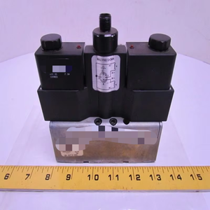 Ceram GT-010062-00909 Doppel-Magnetventil 4-Pin 24VDC ISO Größe 1 Neu Original Sofort Lieferbar Industrieautomation PAC Spezialisiert <span class=keywords><strong>PL</strong></span> - Product Image 1