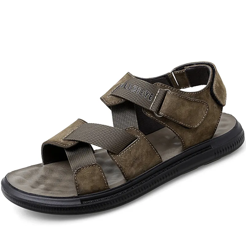 New arrival wholesale high quality summer flat pig skin men genuine leather sandals 2023 factory small order low prices