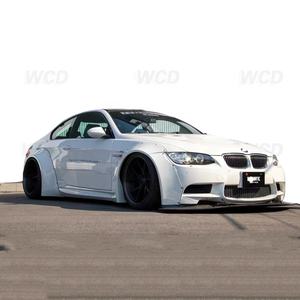 Комплект кузова в стиле LB для BMW 3 серии <span class=keywords><strong>E92</strong></span> M3 Передний Задний бампер задний спойлер накладка на колесные арки для <span class=keywords><strong>E92</strong></span> M3 LB широкий обвес - Product Image 3