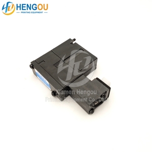 M2.184.1111/Os Sm52 Pm52 Sm74 Sm102 Piezas de la Máquina de Impresión Válvula Solenoide Mebh-4/2-Qs-4-Sa M2.184.1111/05 - Product Image 2