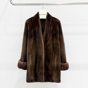 Cappotto Invernale da Donna in Pelliccia <span class=keywords><strong>di</strong></span> <span class=keywords><strong>Visone</strong></span> Importata, Casual, in Velluto, Colore Naturale Pastello, Colore Caffè - Product Image 3