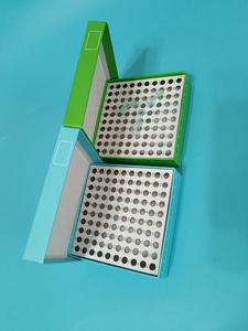 Sıcak satış tek kullanımlık plastik donma 0.5ml 2ml Cryovial santrifüj tüp 100 iyi kağıt dondurulmuş tüp kutusu - Product Image 5