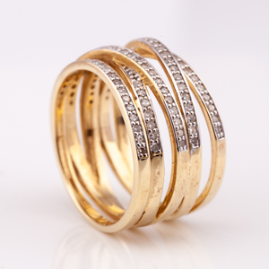 Bague solide en or jaune 18 carats de haute qualité R-9025 bagues de style classique réglables pour les femmes pour les fêtes directement de l'usine de Thaïlande - Product Image 3