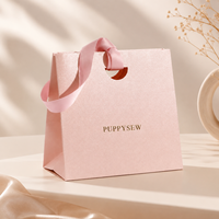 Boîte d'emballage de bijoux de luxe rose nacré avec logo personnalisé, tiroir coulissant, poignée en ruban et ensemble de sacs cadeaux – Vente en gros