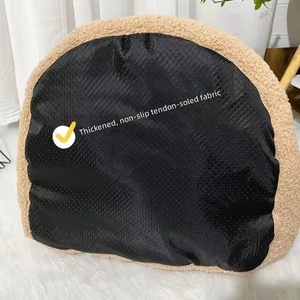 Lit et maison pour chat semi-fermé en tissu chaud d'hiver, niche de sommeil intérieure pour chaton et chiot - Product Image 3