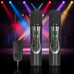 Xtuga E-109 2.4GHz 3.5mm Receiver Lightweight Portable Karaoke Dynamic Microphone LED Light 20m Range Built-in Microphone - Product Image 6