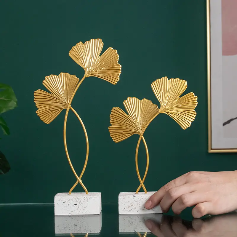 Moderne Nordic Style Ginkgo Leaf Metalen Ornamenten Desktop Decoratie Handgemaakte Metalen Ambachtelijke Geschenken Voor Woonkamer Decor