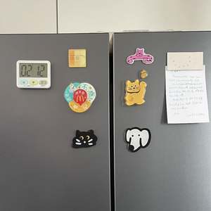 Modernas Pegatinas Magnéticas para Refrigerador con Figuras de Personajes de Anime y Animales Coreanos en Acrílico - Product Image 4