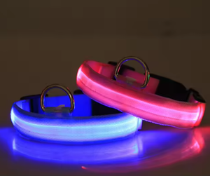 Collar LED Intermitente para Perros con Patrón Sólido, Collar de Seguridad Ecológico para Perros y Animales Pequeños - Product Image 3