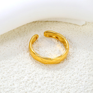 กำไลข้อมือแฟชั่น18K อิเล็กโทรเพลทเรขาคณิตรูปสี่เหลี่ยมขนมเปียกปูนออกแบบเครื่องประดับ unisex - Product Image 3