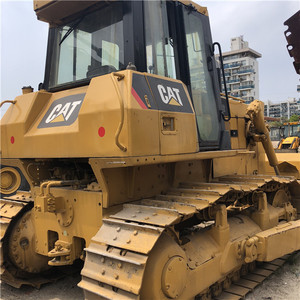 Bulldozer sur chenilles Caterpillar D7G d'occasion, CAT D7G bien entretenu pour les travaux de terrassement - Product Image 2