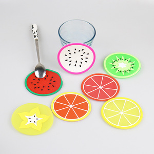 Sous-verres personnalisés en silicone PVC en forme de fruit pour boissons - Product Image 2