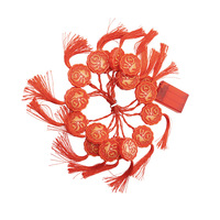 Décoration d'ambiance pour le salon du Nouvel An chinois avec lanternes rouges LED, lumières colorées, ciel étoilé et guirlandes lumineuses de lanternes rouges