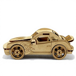 Kit de Bricolaje de Modelo de Coche de Madera con Diseño de Llama, Artesanía Tallada a Mano, Regalo - Product Image 1