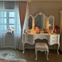 Table de maquillage en bois massif sculpté à la main, style princesse simple, avec tiroirs, pour chambre à coucher, style français crémeux