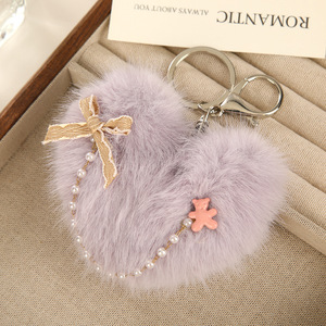 Llavero <span class=keywords><strong>de</strong></span> Corazón Esponjoso - Amuleto Viral <span class=keywords><strong>de</strong></span> TikTok con Estética Coquette para Bolsos, Lindo Accesorio para Llaves <span class=keywords><strong>de</strong></span> Coche para Mujeres y Niñas - Product Image 4