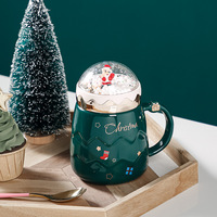 Vente en gros Cadeaux du Nouvel An Tasses du Père Noël en céramique avec couvercle Tasse à café au lait Bouteille à boire Tasse de Noël Tasse