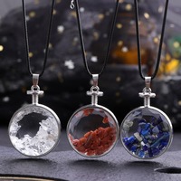 Collier pendentif shaker rond 33*52mm avec bouteille à vœux, éclats de cristaux de guérison et perles de pierre naturelle concassée pour femmes et filles