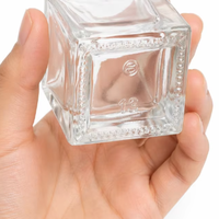 Diffuseur d'arômes pour voiture noir, flacon diffuseur de parfum en verre suspendu pour automobile