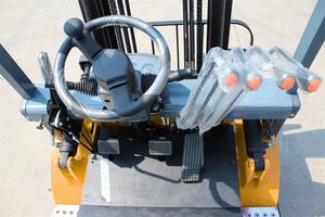 Chariot élévateur diesel NIMBUS à longue durée de vie, faible taux de défaillance, 3 tonnes, homologué CE, faible bruit, faibles émissions - Product Image 5