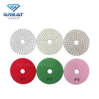 Tampons de polissage rotatifs abrasifs diamantés de 100 mm pour le polissage de la pierre d'ingénierie
