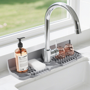 Tappetino in Silicone Spesso LifeTop per <span class=keywords><strong>Lavello</strong></span> <span class=keywords><strong>Cucina</strong></span> e Bagno 17" X 6", Protezione Antispruzzi e Raccogligocce, Design con <span class=keywords><strong>Pendenza</strong></span> per Drenaggio Rapido - Product Image 4