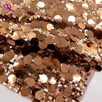 Tissu en maille double couche premium avec broderie et sequins ronds 18+5mm, couleur champagne or nude, pour costumes de scène et de fête