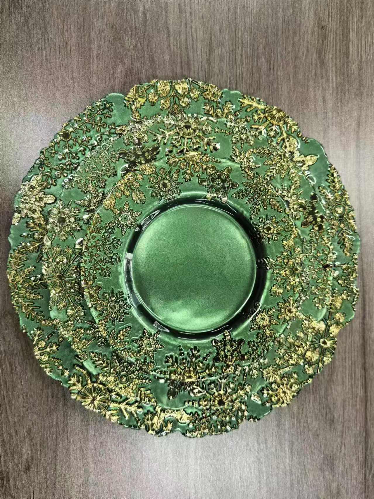 สีเขียว