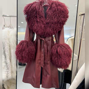 Cappotto in pelliccia RX soffice da donna in <span class=keywords><strong>vera</strong></span> <span class=keywords><strong>pelle</strong></span> di montone con collo e polsini in pelliccia di agnello mongoliano - Product Image 1
