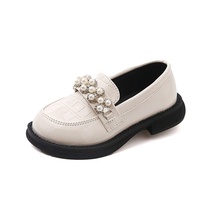 Mocassins en cuir PU de haute qualité pour enfants, respirants, à bout rond, à enfiler, avec perles, chaussures décontractées antidérapantes à plateforme pour filles