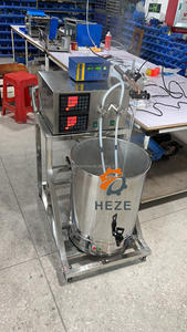 Machine de remplissage semi-automatique bon marché de cire de bougie de crème cosmétique de <span class=keywords><strong>confiture</strong></span> de nourriture d'huile liquide de bureau - Product Image 4