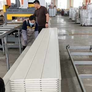 Revestimiento de Pared Metálico Resistente a la Intemperie, Tallado y con Aislamiento Térmico para Todas las Zonas Climáticas - Product Image 6