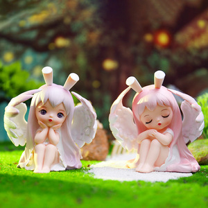 La statuetta dell'Angioletto di Anna, una graziosa decorazione da tavolo per bambine, è disponibile all'ingrosso direttamente dalla nostra fabbrica. - Product Image 4