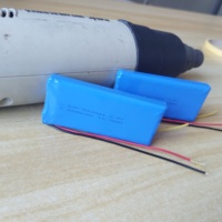 Batería de Iones de Litio de Estado Semisólido Cuadrada 523984, Paquete de Baterías de 2400 mAh y 7.4 V, Cátodo de LiNiMnCoO2, 800 Ciclos, Carcasa de Batería
