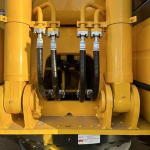 Excavatrice sur chenilles Komatsu PC240LC d'occasion, 24 tonnes, d'origine japonaise, faible nombre d'heures, à vendre - Product Image 3