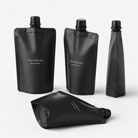 Pochette de recharge personnalisée imprimée, refermable et anti-fuite pour crème corporelle, emballage cosmétique de luxe parfumé, noir mat avec bec verseur, vente en gros