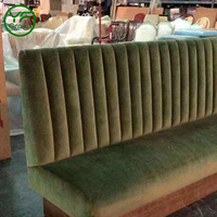 Ensemble de tables de café tendance, table de restaurant en métal, banquettes de restaurant commerciales avec tables en bois massif moderne en cuir PU