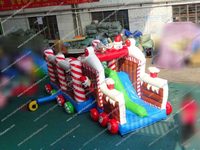 Parcours d'obstacles gonflable de Noël avec toboggan, château gonflable, trampoline et structure de saut gonflable