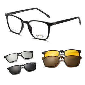 Gafas de Sol Magnéticas Greyjack 4 en 1, Montura TR90, Polarizadas UV400, Unisex, Lentes Cuadradas Tipo 3, Ligeras - Product Image 3