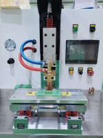 Hot Sell MFDC Factory Outlet Table Stud Projection Resistance Pro Machine de soudage par points