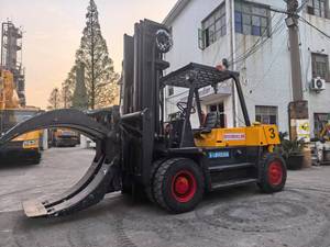 <b>Used</b> Diesel TCM Forklift (7 Ton 1520mm Fork Length) with High Master and Clamp for Retail in Shanghai - Product Image 4