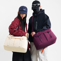 Sac de poitrine bandoulière en nylon grande capacité avec logo personnalisé, sac banane à sangle réglable, sac de voyage sport multi-poches, sac de sport à bandoulière