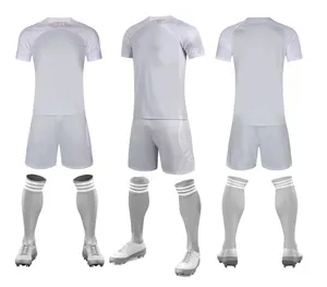 Nuovo design personalizzato di alta qualità a basso prezzo sublimazione uniforme da calcio Polyter OEM maglia da calcio da uomo uniforme set