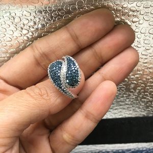 Jewelspaark <b>Diamond</b> <b>Ring</b> 1.00 Cttw White & Blue Color Enhanced Round Brilliant Cut Engagement Band for Women in 925 Sterling - Product Image 4